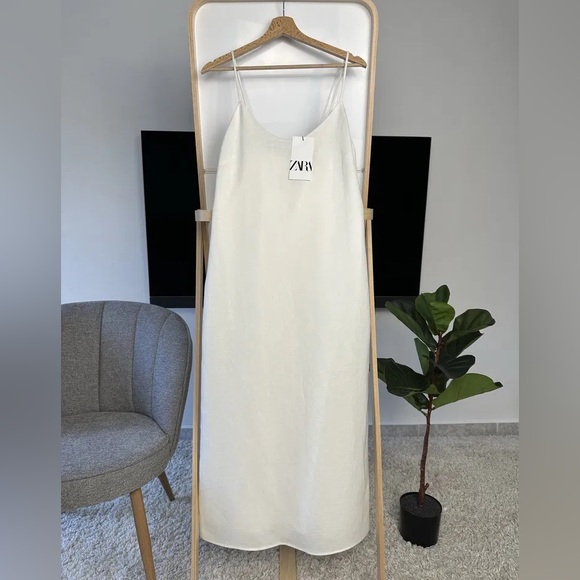 Linen Zara Dress - Picture 13 of 13